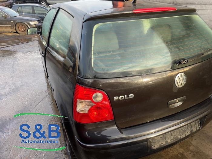 Volkswagen Polo IV 1.4 16V Sloopvoertuig (2004, Metallic, Zwart)