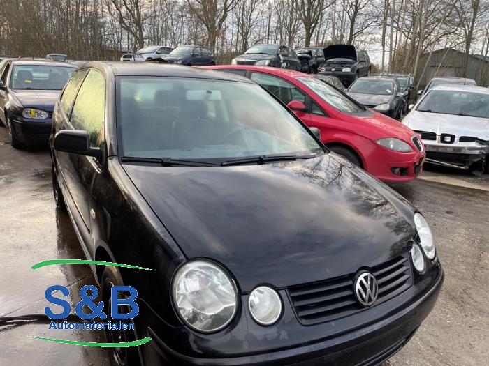 Volkswagen Polo IV 1.4 16V Sloopvoertuig (2004, Metallic, Zwart)