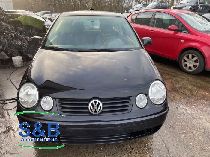 Volkswagen Polo IV 1.4 16V Sloopvoertuig (2004, Metallic, Zwart)