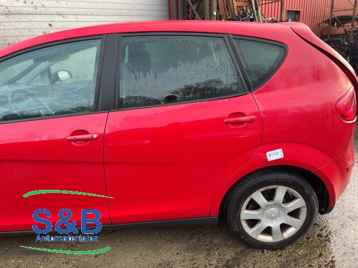 Seat Altea 2.0 FSI 16V Sloopvoertuig (2004, Rood)