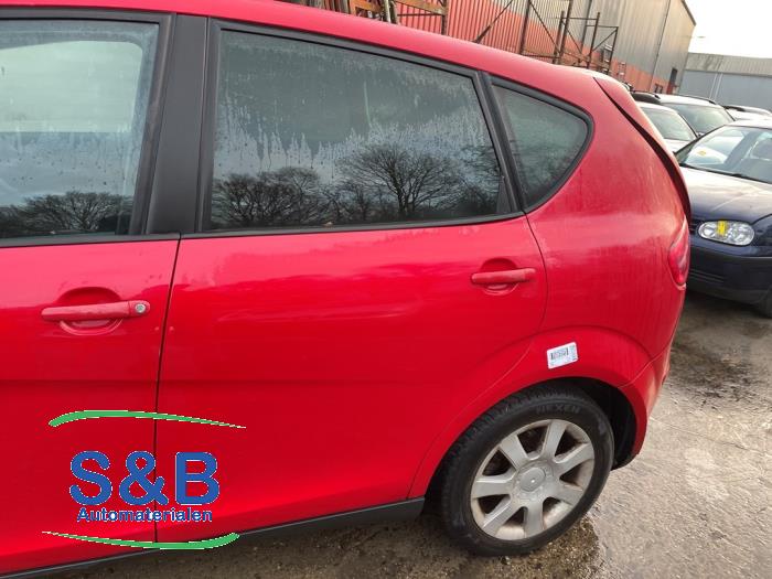 Seat Altea 2.0 FSI 16V Sloopvoertuig (2004, Rood)