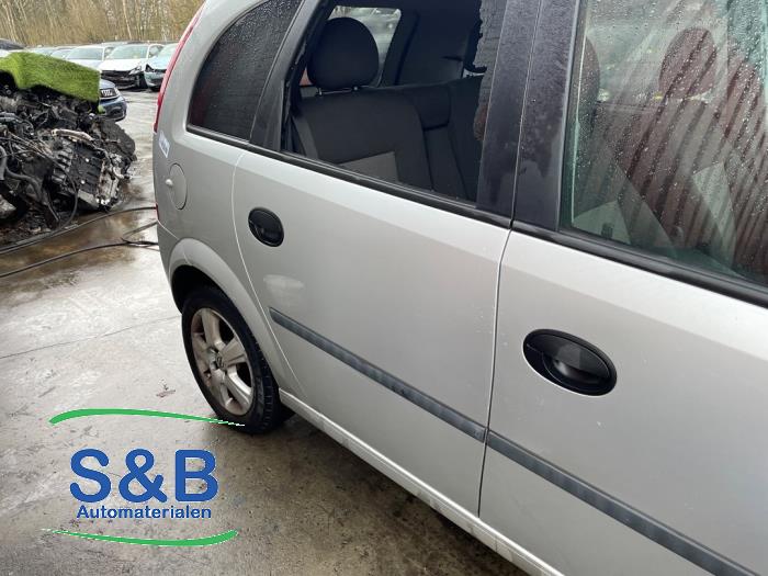 Opel Meriva 1.6 16V Sloopvoertuig (2004, Grijs, Zilvergrijs)