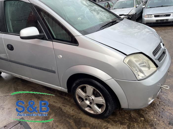 Opel Meriva 1.6 16V Sloopvoertuig (2004, Grijs, Zilvergrijs)