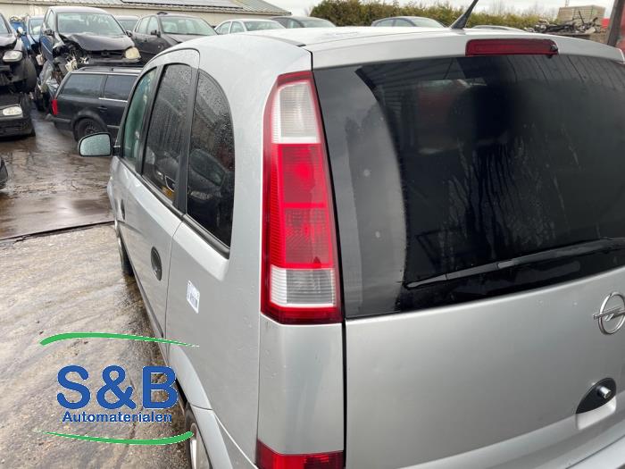 Opel Meriva 1.6 16V Sloopvoertuig (2004, Grijs, Zilvergrijs)