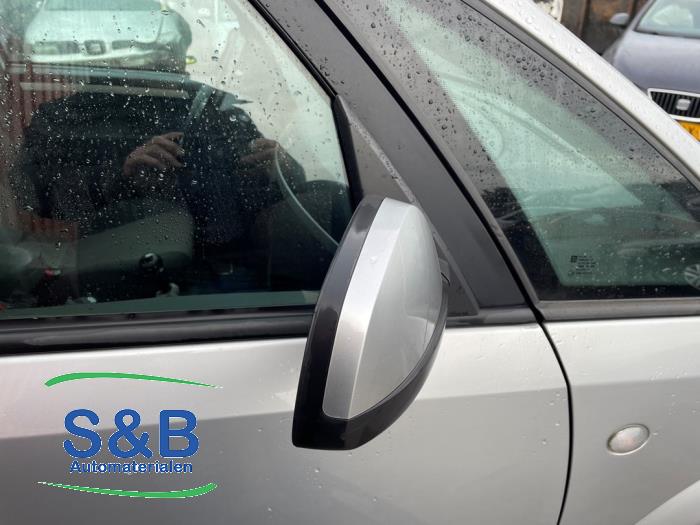 Opel Meriva 1.6 16V Sloopvoertuig (2004, Grijs, Zilvergrijs)