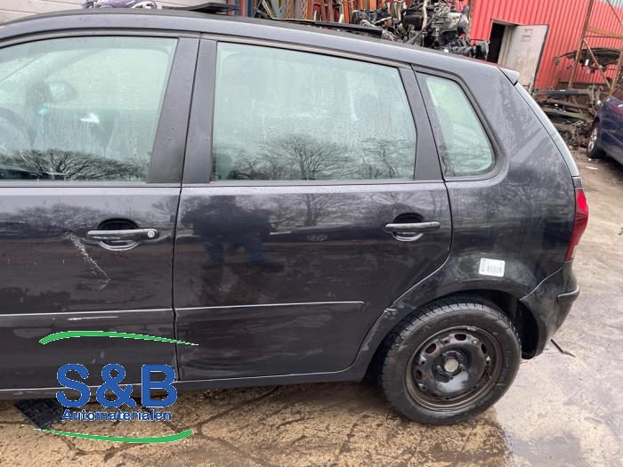 Volkswagen Polo IV 1.4 16V Sloopvoertuig (2007, Metallic, Zwart)