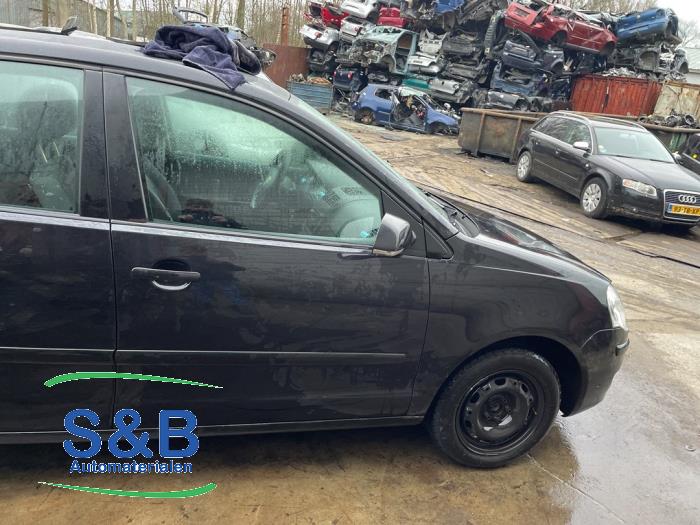 Volkswagen Polo IV 1.4 16V Sloopvoertuig (2007, Metallic, Zwart)