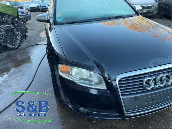 Audi A4 Avant 1.9 TDI Sloopvoertuig (2006, Metallic, Zwart)