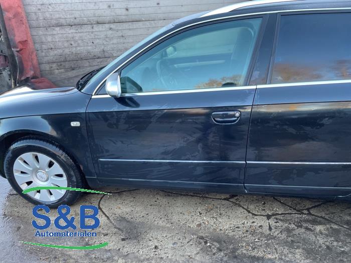 Audi A4 Avant 1.9 TDI Sloopvoertuig (2006, Metallic, Zwart)
