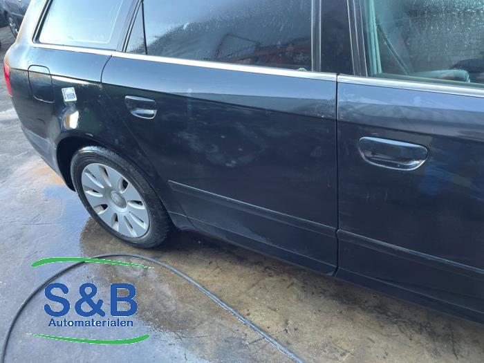 Audi A4 Avant 1.9 TDI Sloopvoertuig (2006, Metallic, Zwart)