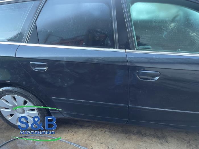 Audi A4 Avant 1.9 TDI Sloopvoertuig (2006, Metallic, Zwart)