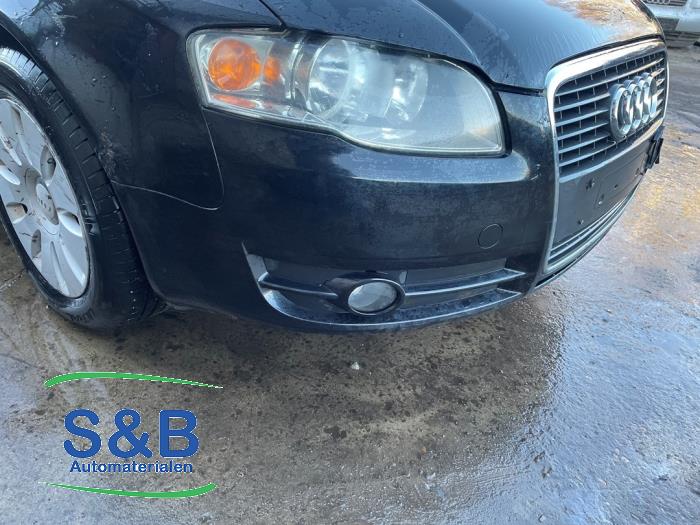 Audi A4 Avant 1.9 TDI Sloopvoertuig (2006, Metallic, Zwart)