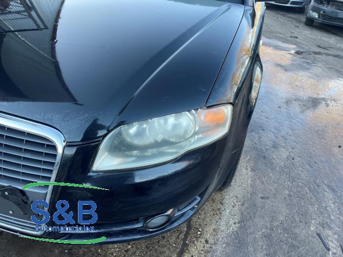 Audi A4 Avant 1.9 TDI Sloopvoertuig (2006, Metallic, Zwart)