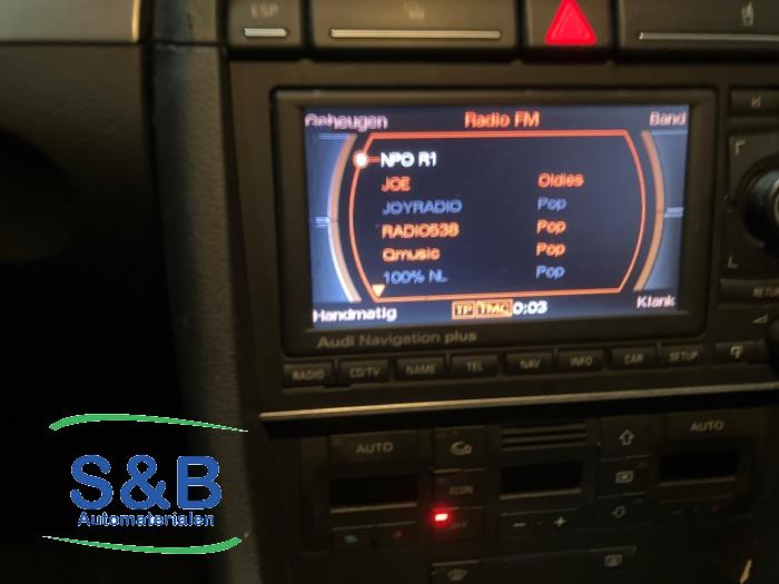 Audi A4 Avant 1.9 TDI Sloopvoertuig (2006, Metallic, Zwart)