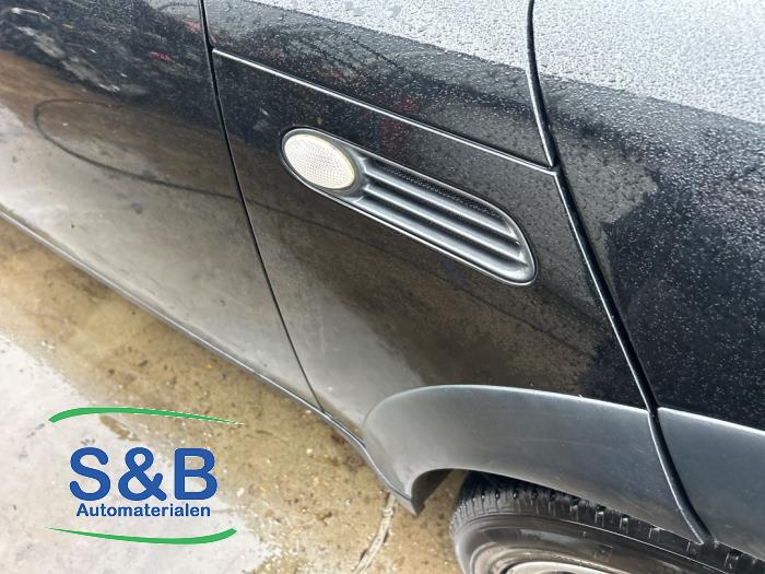 Mini Mini One/Cooper 1.6 16V One Sloopvoertuig (2002, Zwart)