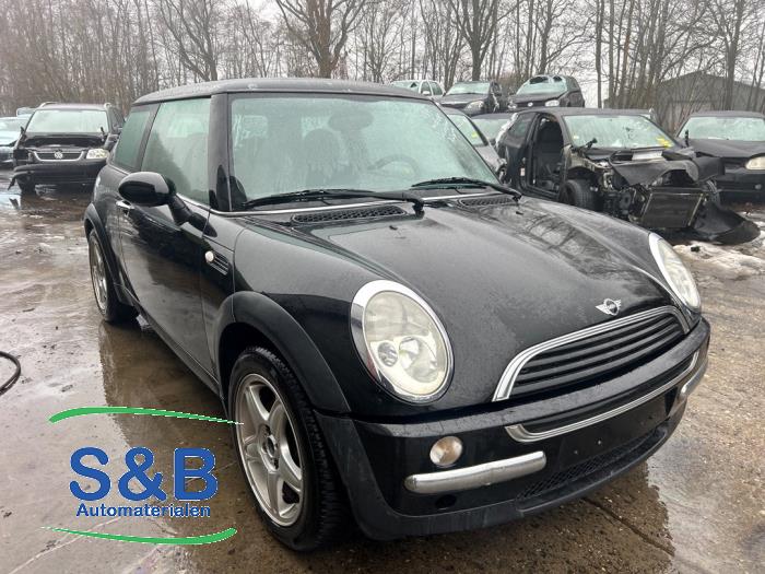 Mini Mini One/Cooper 1.6 16V One Sloopvoertuig (2002, Zwart)