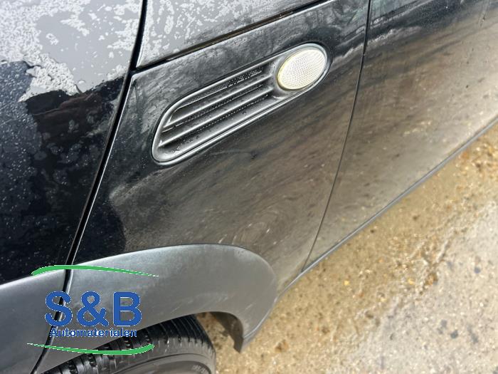 Mini Mini One/Cooper 1.6 16V One Sloopvoertuig (2002, Zwart)