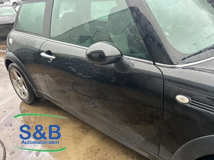 Mini Mini One/Cooper 1.6 16V One Sloopvoertuig (2002, Zwart)