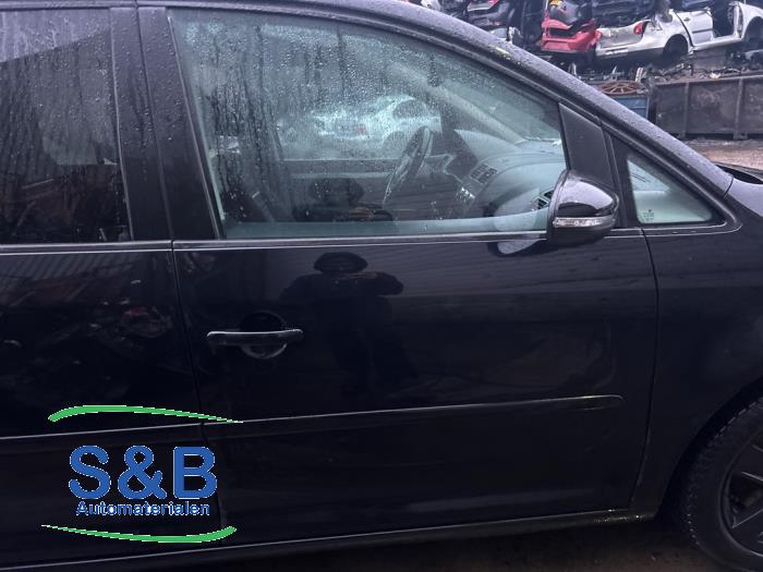 Volkswagen Touran 1.6 TDI 16V Sloopvoertuig (2015, Zwart)