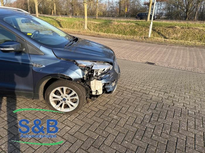 Ford Kuga II 1.5 EcoBoost 16V 150 Schadevoertuig (2018, Blauw)