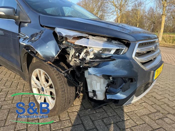 Ford Kuga II 1.5 EcoBoost 16V 150 Schadevoertuig (2018, Blauw)