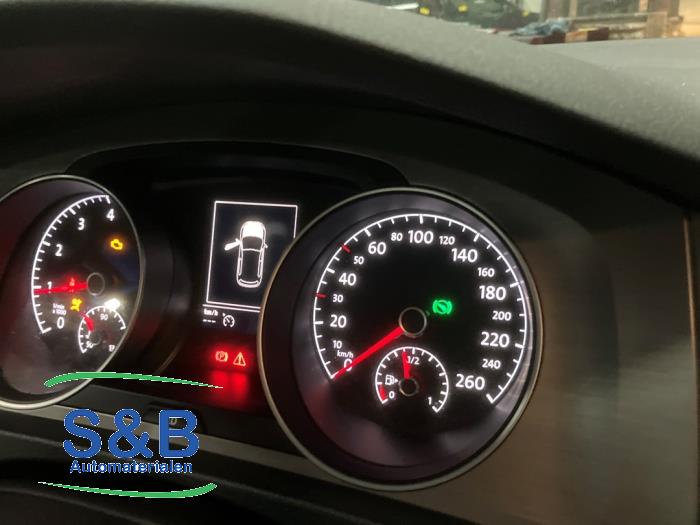 Volkswagen Golf VII 1.0 TSI 12V BlueMotion Sloopvoertuig (2015, Grijs)