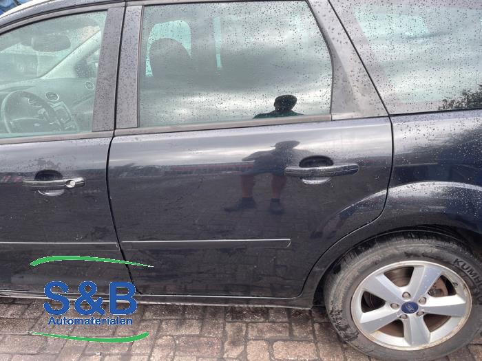 Ford Focus 2 Wagon 1.6 16V Sloopvoertuig (2007, Zwart)