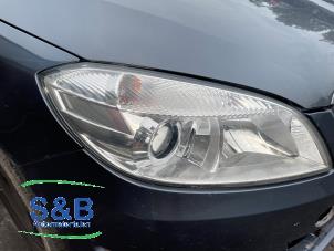 Skoda Fabia II Combi 1.2 TDI 12V Greenline Sloopvoertuig (2010, Grijs, Blauw)
