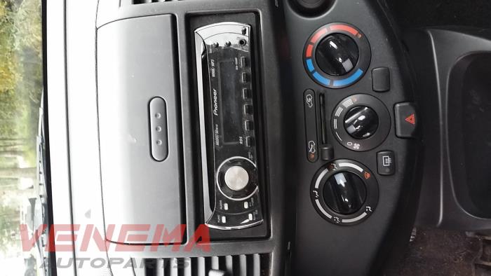 Nissan Micra 1.2 16V Sloopvoertuig (2008, Rood)