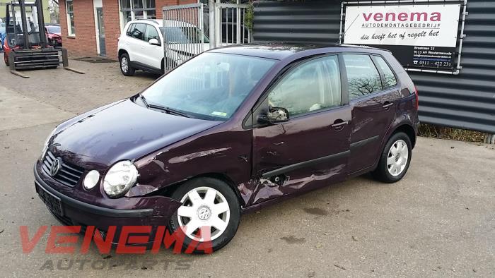 Volkswagen Polo IV 1.4 16V Sloopvoertuig (2002, Paars)