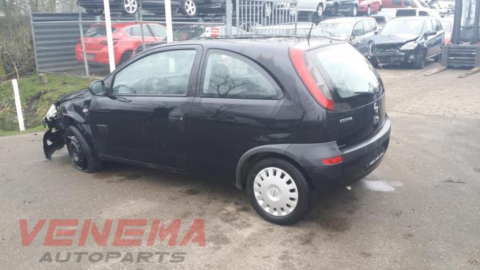 Opel Corsa C 1.0 12V Sloopvoertuig (2002, Metallic, Zwart)