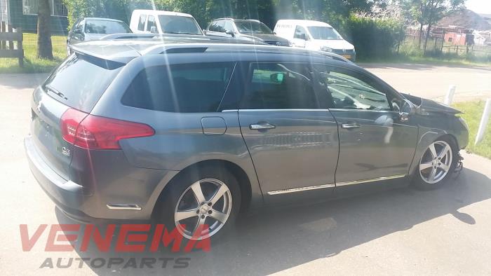 Citroen C5 III Tourer 2.0 HDiF 16V Sloopvoertuig (2009, Grijs, Moonmist)