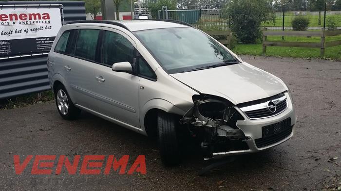 Opel Zafira 1.9 CDTI Sloopvoertuig (2006, Metallic, Zilver)