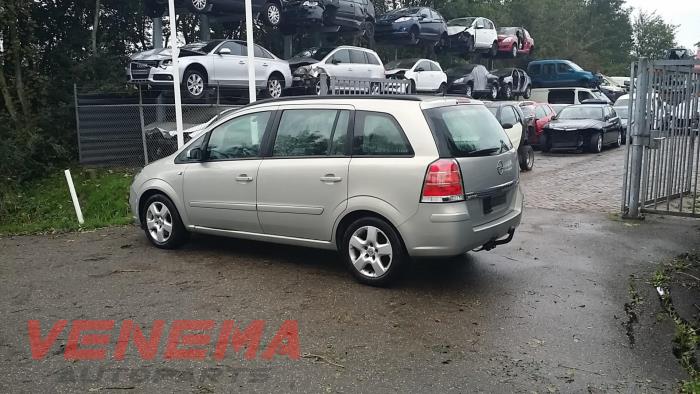 Opel Zafira 1.9 CDTI Sloopvoertuig (2006, Metallic, Zilver)