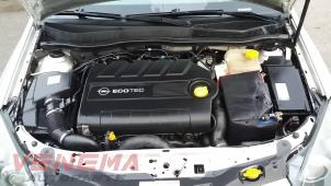 Opel Astra H SW 1.9 CDTi 16V 150 Sloopvoertuig (2006, Metallic, Zilvergrijs)