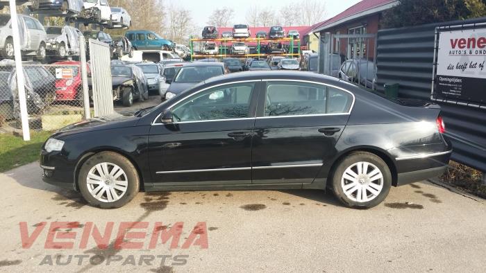 Volkswagen Passat 2.0 TDI 16V 140 Sloopvoertuig (2007, Metallic, Zwart)