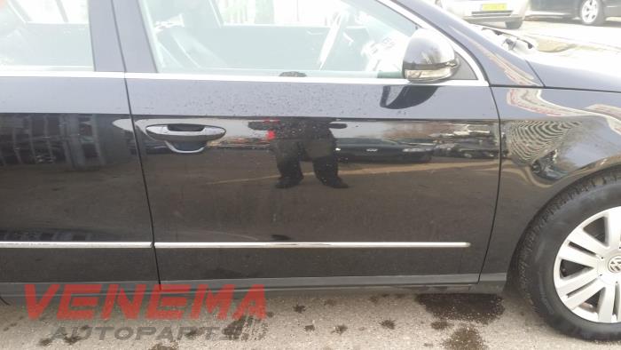 Volkswagen Passat 2.0 TDI 16V 140 Sloopvoertuig (2007, Metallic, Zwart)