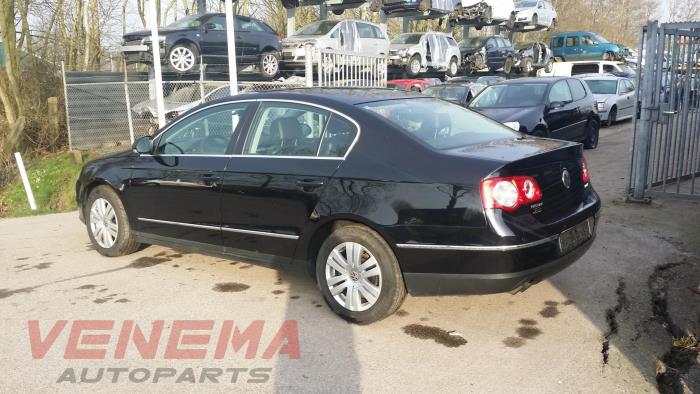 Volkswagen Passat 2.0 TDI 16V 140 Sloopvoertuig (2007, Metallic, Zwart)