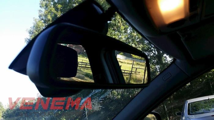 BMW 3 serie Touring 318i 16V Sloopvoertuig (2012, Metallic, Zwart, Saffierblauw)