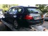 BMW 3 serie Touring 318i 16V Sloopvoertuig (2012, Metallic, Zwart, Saffierblauw)
