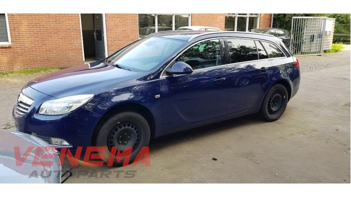 Opel Insignia Sports Tourer 2.0 CDTI 16V 130 ecoFLEX Sloopvoertuig (2010, Blauw)