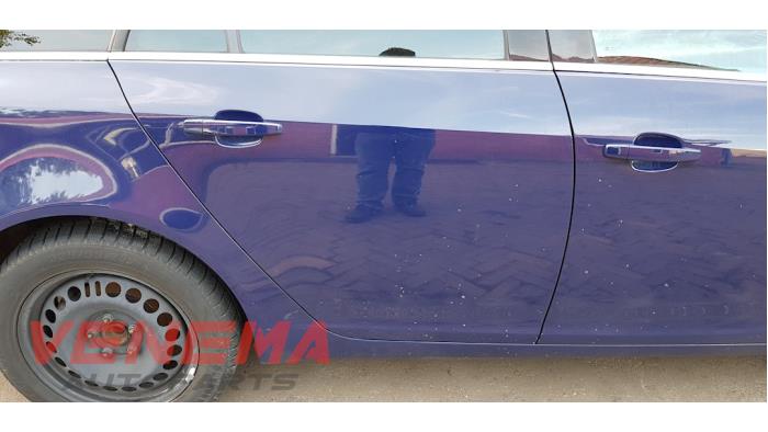 Opel Insignia Sports Tourer 2.0 CDTI 16V 130 ecoFLEX Sloopvoertuig (2010, Blauw)