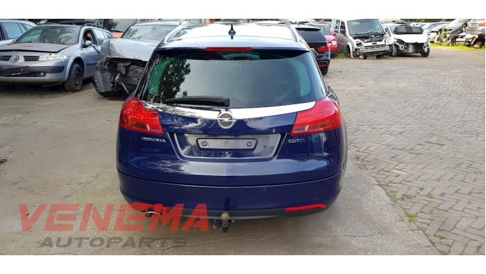 Opel Insignia Sports Tourer 2.0 CDTI 16V 130 ecoFLEX Sloopvoertuig (2010, Blauw)