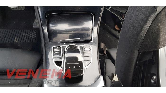 Mercedes GLC 2.2 250d 16V BlueTEC 4-Matic Sloopvoertuig (2016, Donker, Metallic, Zilvergrijs)