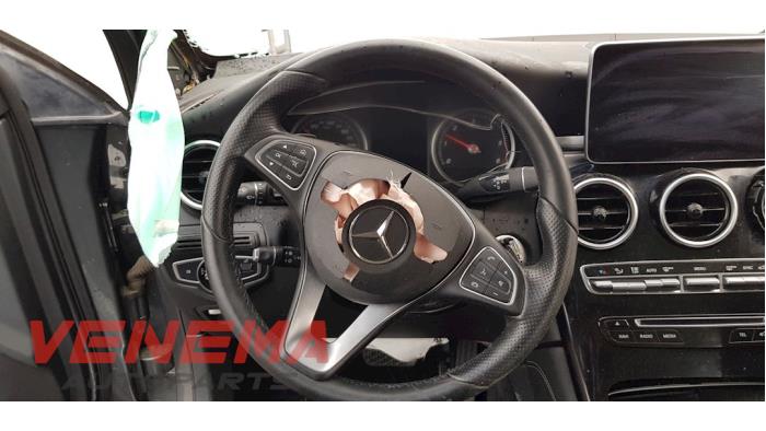 Mercedes GLC 2.2 250d 16V BlueTEC 4-Matic Sloopvoertuig (2016, Donker, Metallic, Zilvergrijs)