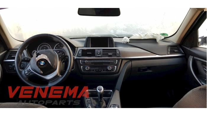 BMW 3 serie Touring 318d 2.0 16V Sloopvoertuig (2014, Metallic, Staal, Zilvergrijs, Zilver)