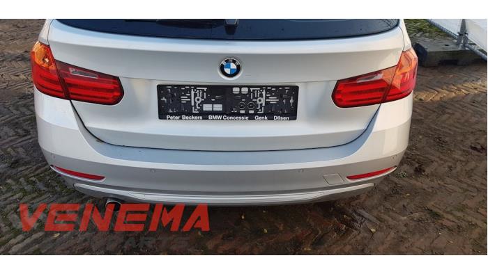 BMW 3 serie Touring 318d 2.0 16V Sloopvoertuig (2014, Metallic, Staal, Zilvergrijs, Zilver)