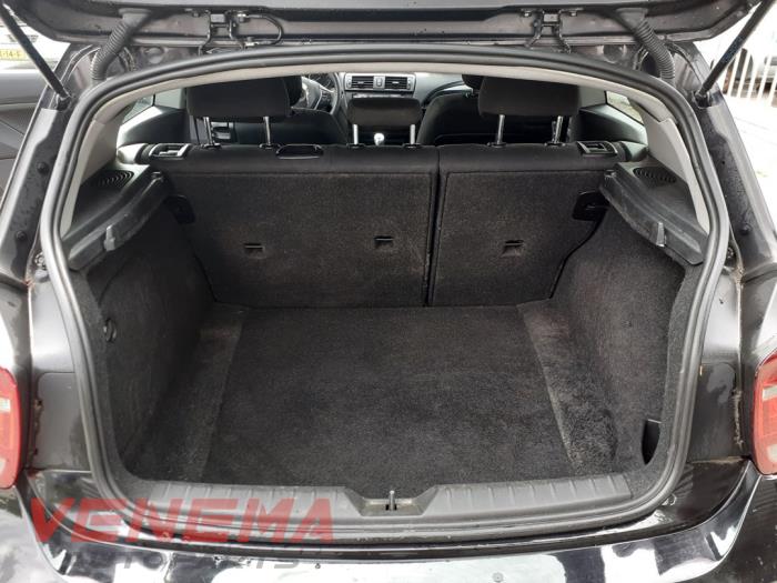 BMW 1 serie 114i 1.6 16V Sloopvoertuig (2014, Zwart, Saffierzwart)