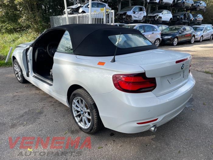 BMW 2 serie 218i 1.5 TwinPower Turbo 12V Sloopvoertuig (2019, Metallic, Wit)
