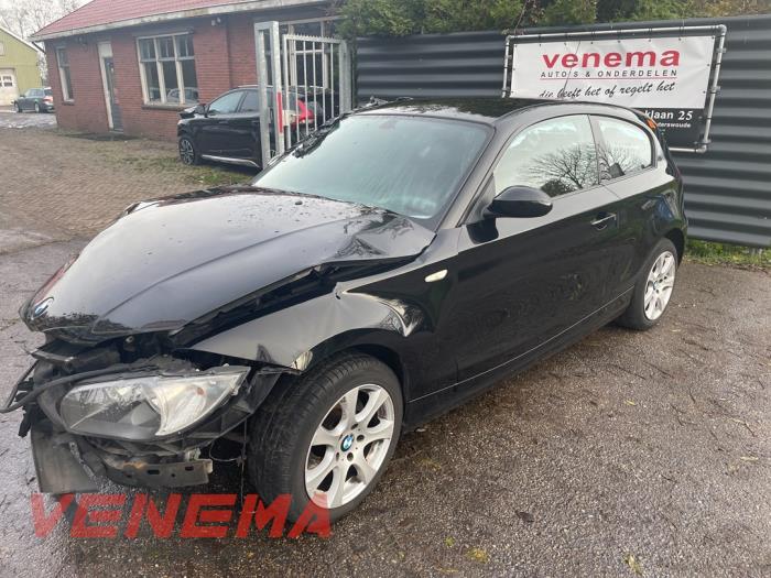 BMW 1 serie 116i 1.6 16V Sloopvoertuig (2009, Zwart)
